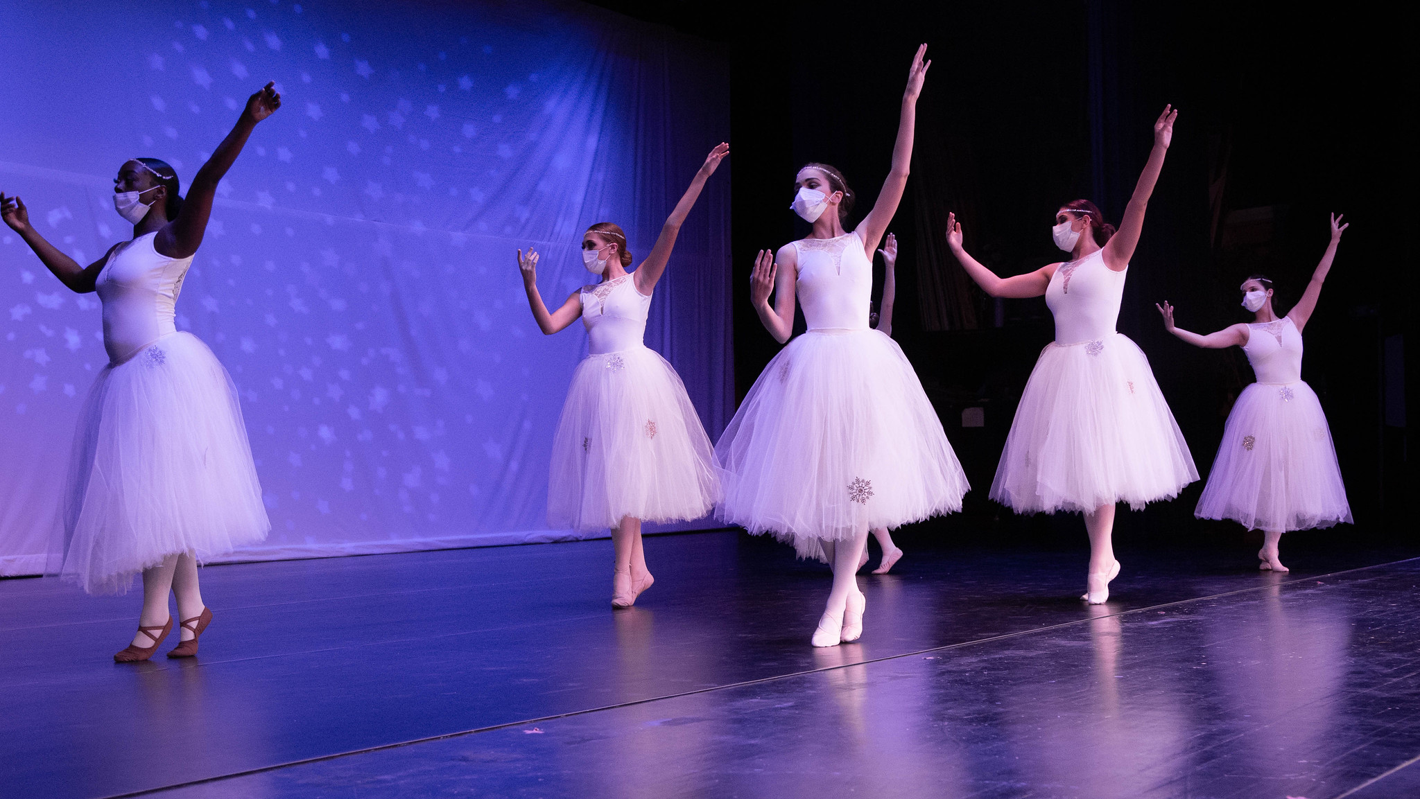 dancers dancing